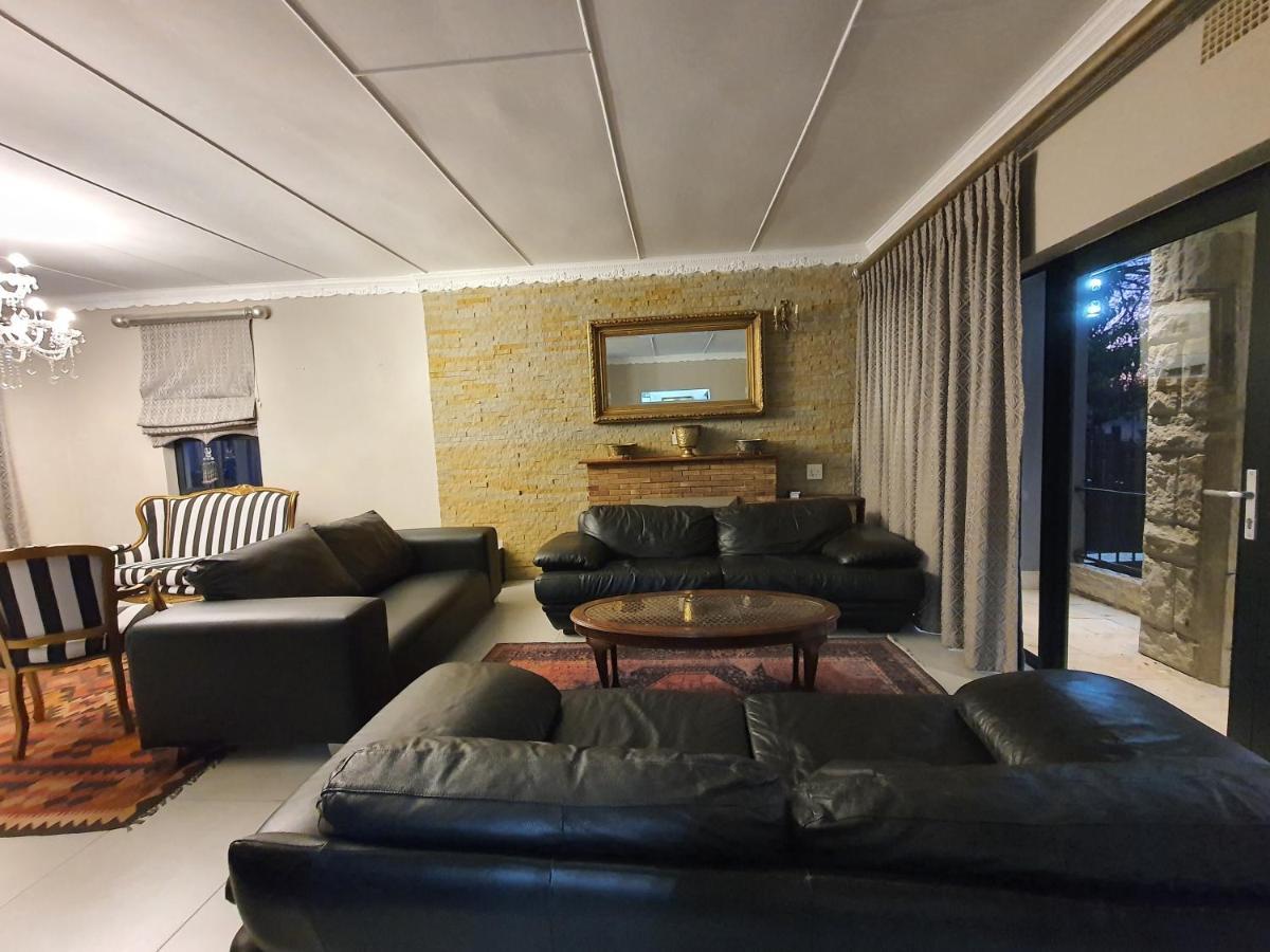 Aparthotel Le Grant Guesthhouse Kroonstad Exteriér fotografie