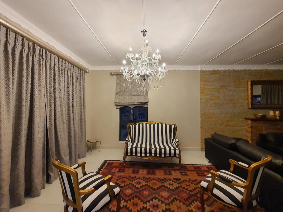 Aparthotel Le Grant Guesthhouse Kroonstad Exteriér fotografie
